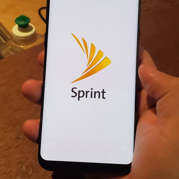 Samsung Galaxy S8+ (Sprint) - Picture 3 of 3